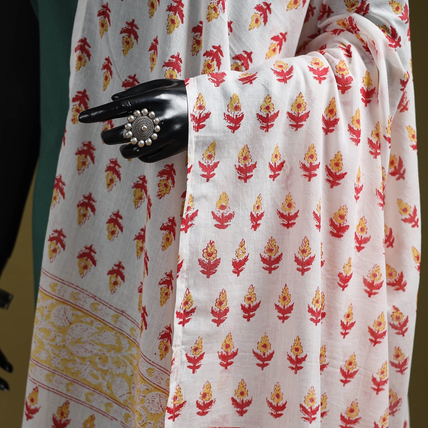 Hand cotton sanganeri floral dupatta 34 - handcrafted