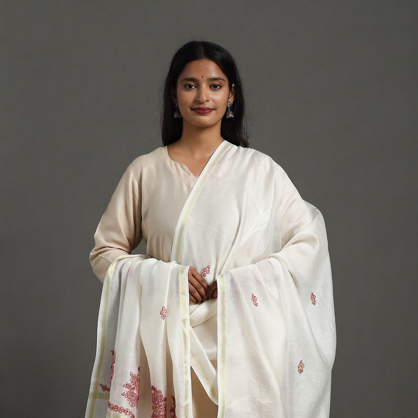 White - hand embroidered chanderi silk handloom kashida