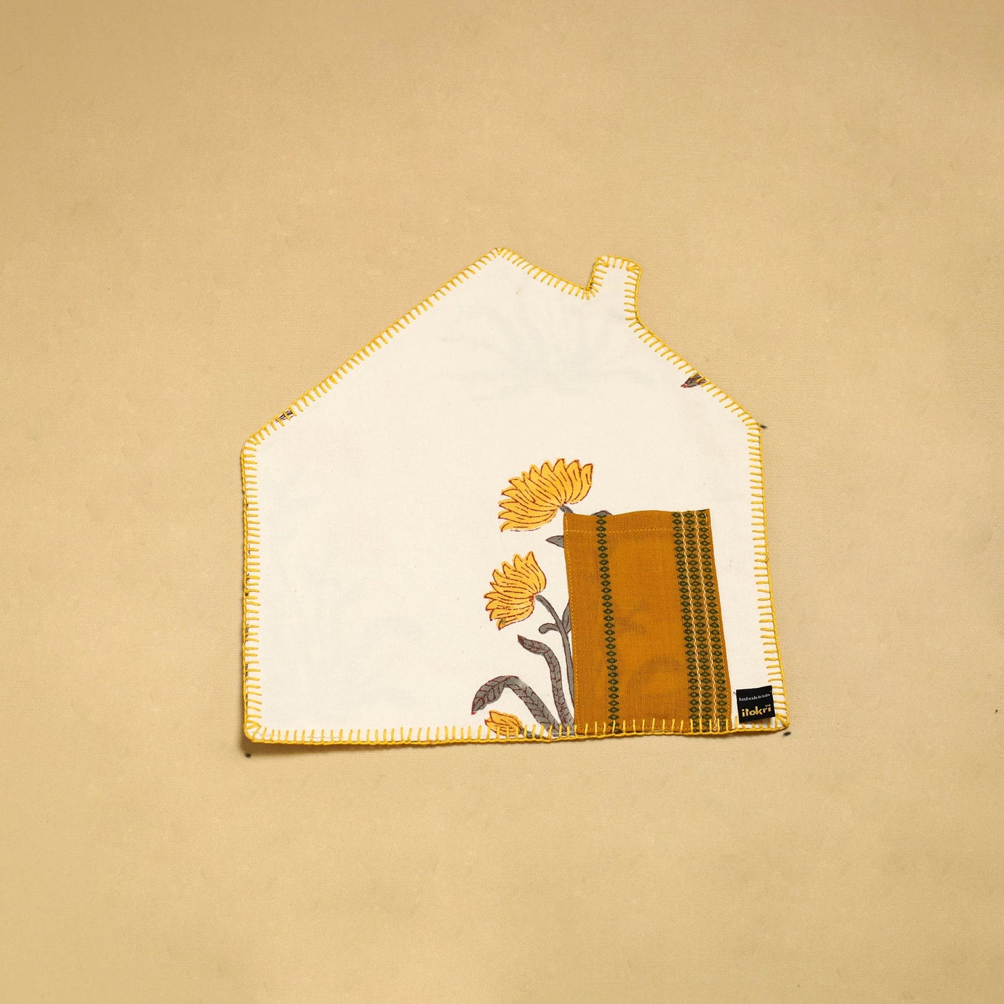  White Hand Embroidered Floral Pot Holder with Pocket 