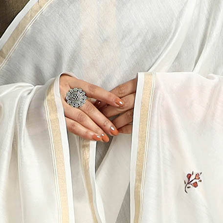 White - hand embroidery chanderi silk handloom kashida