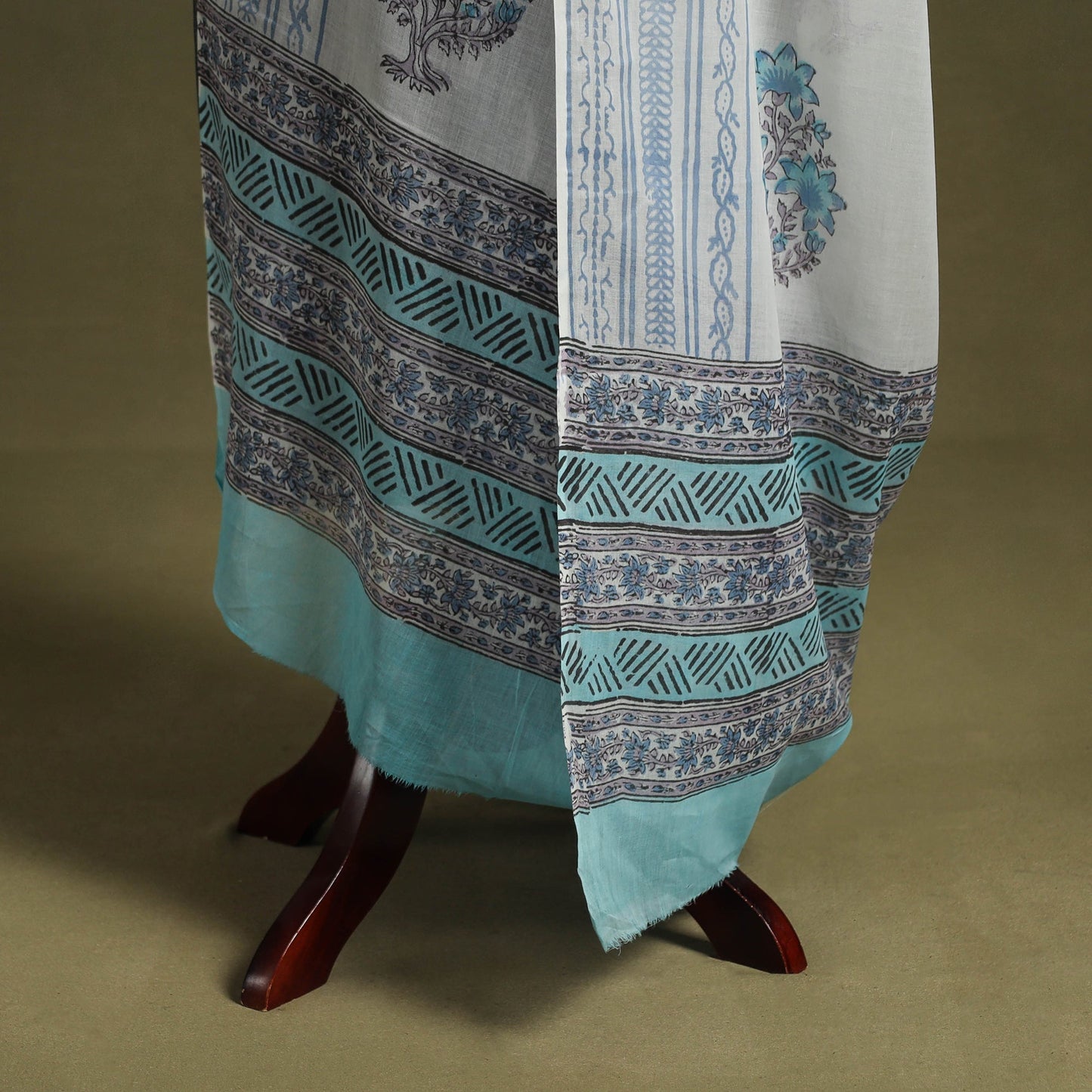 White - hand mul cotton sanganeri dupatta 18 - handcrafted