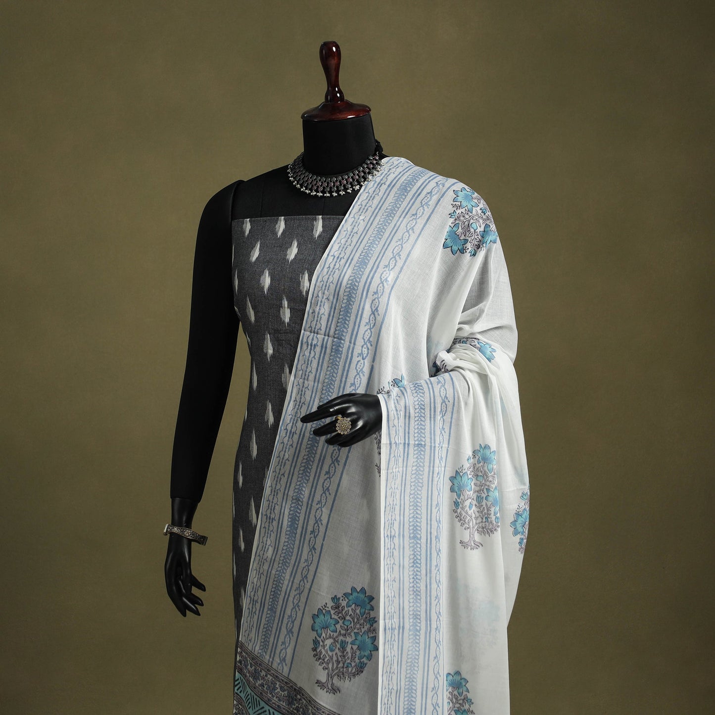 White - hand mul cotton sanganeri dupatta 18 - handcrafted