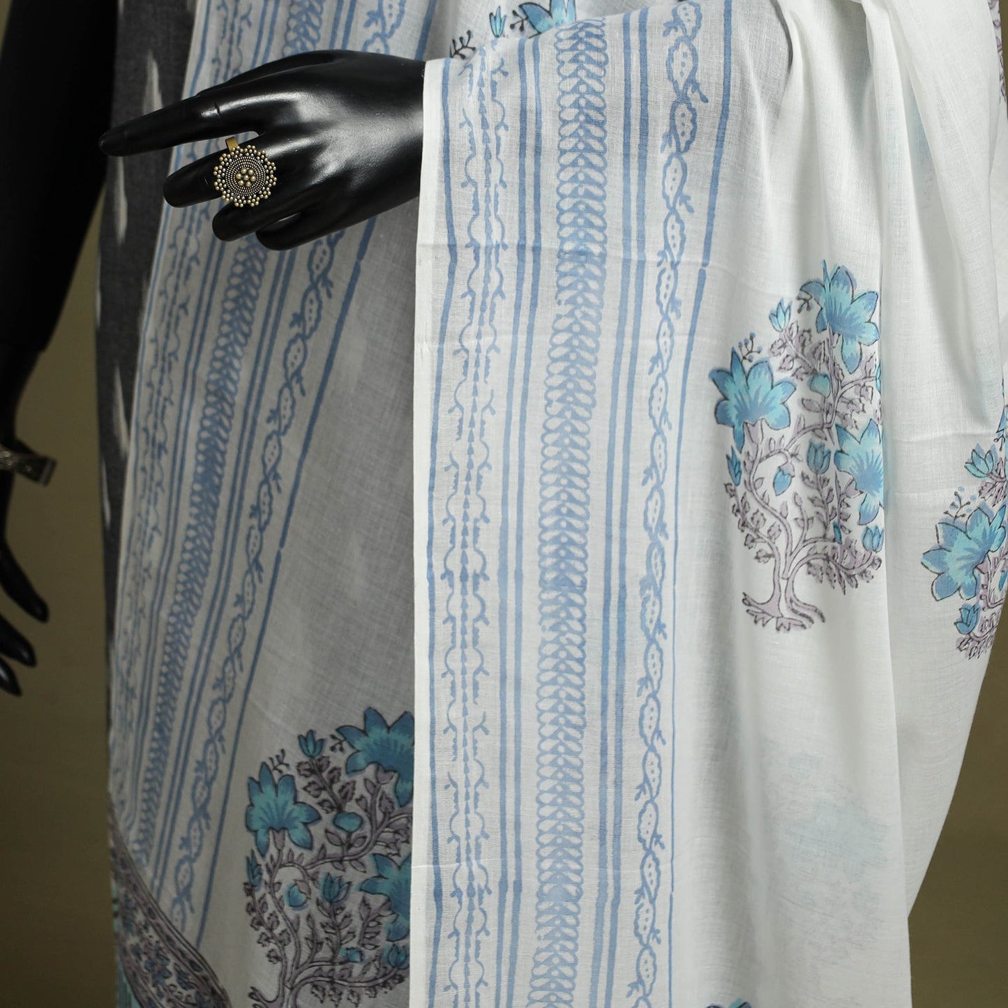 White - hand mul cotton sanganeri dupatta 18 - handcrafted