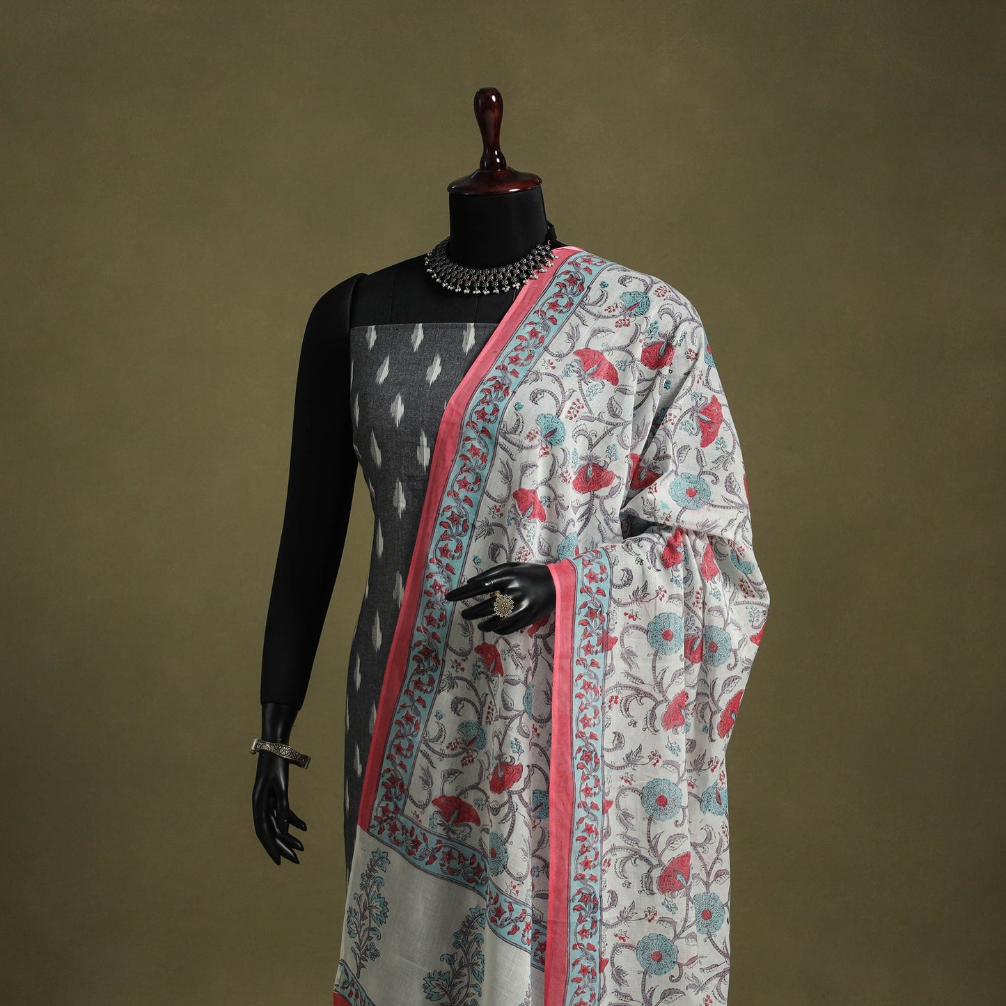 White - hand mul cotton sanganeri dupatta 19 - handcrafted