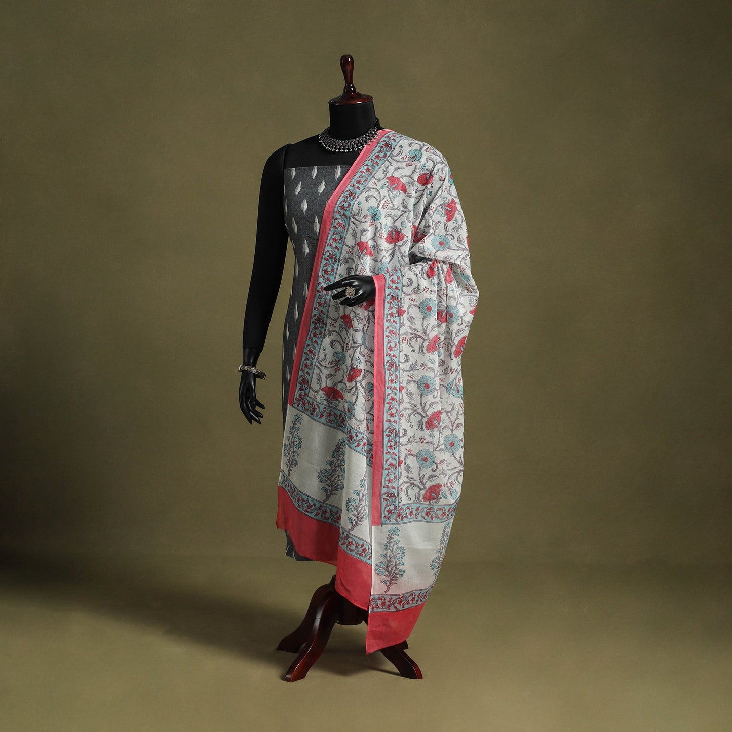 White - hand mul cotton sanganeri dupatta 19 - handcrafted