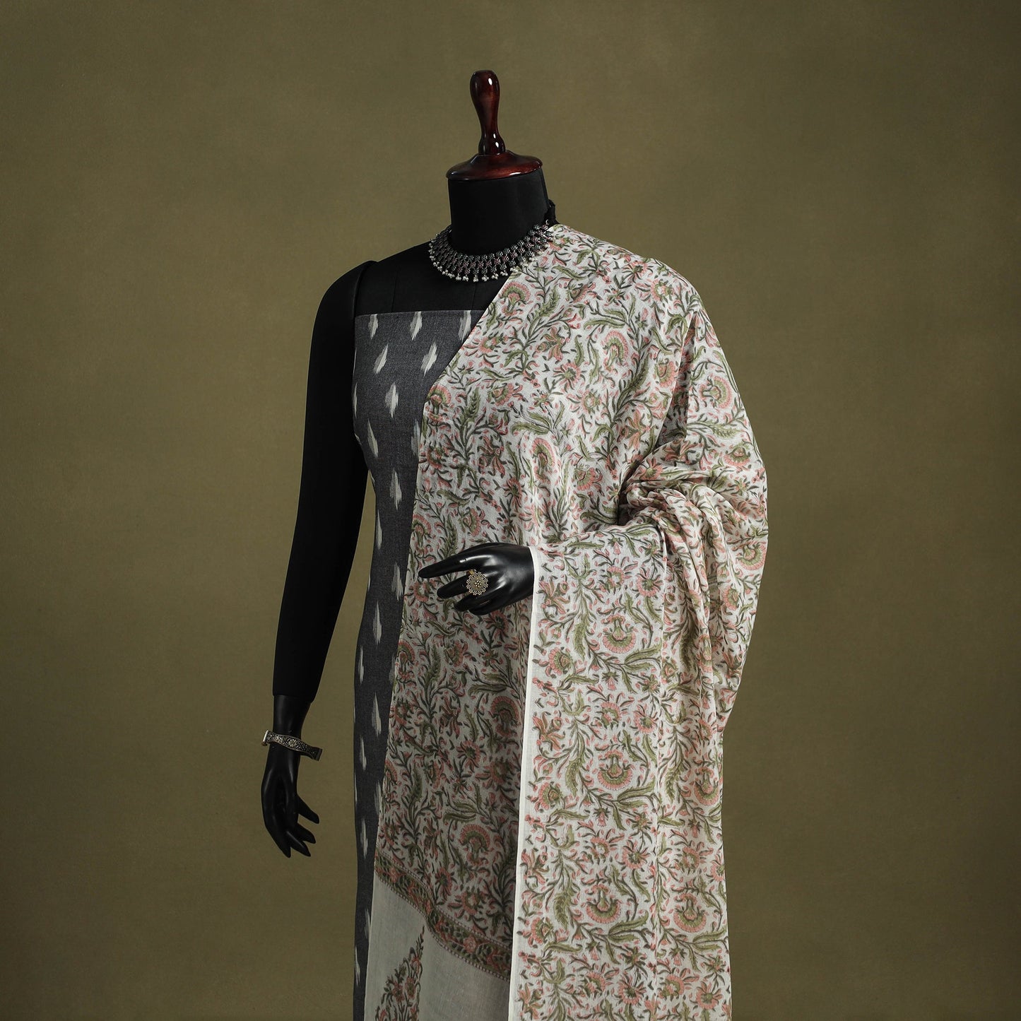 White - hand mul cotton sanganeri dupatta 21 - handcrafted