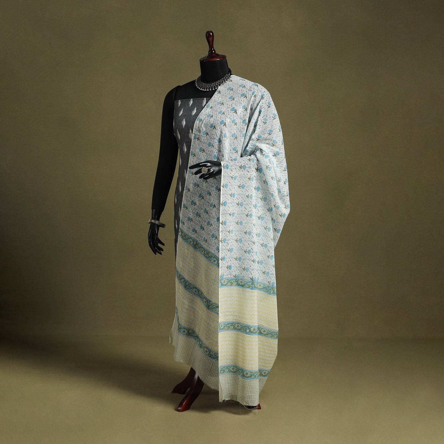 White - hand mul cotton sanganeri dupatta 22 - handcrafted