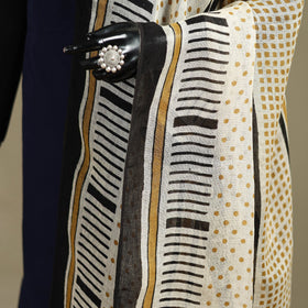 Hand natural dyed linen dupatta with tassels 04