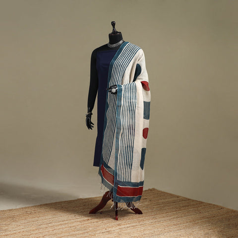 Hand natural dyed linen dupatta with tassels 10