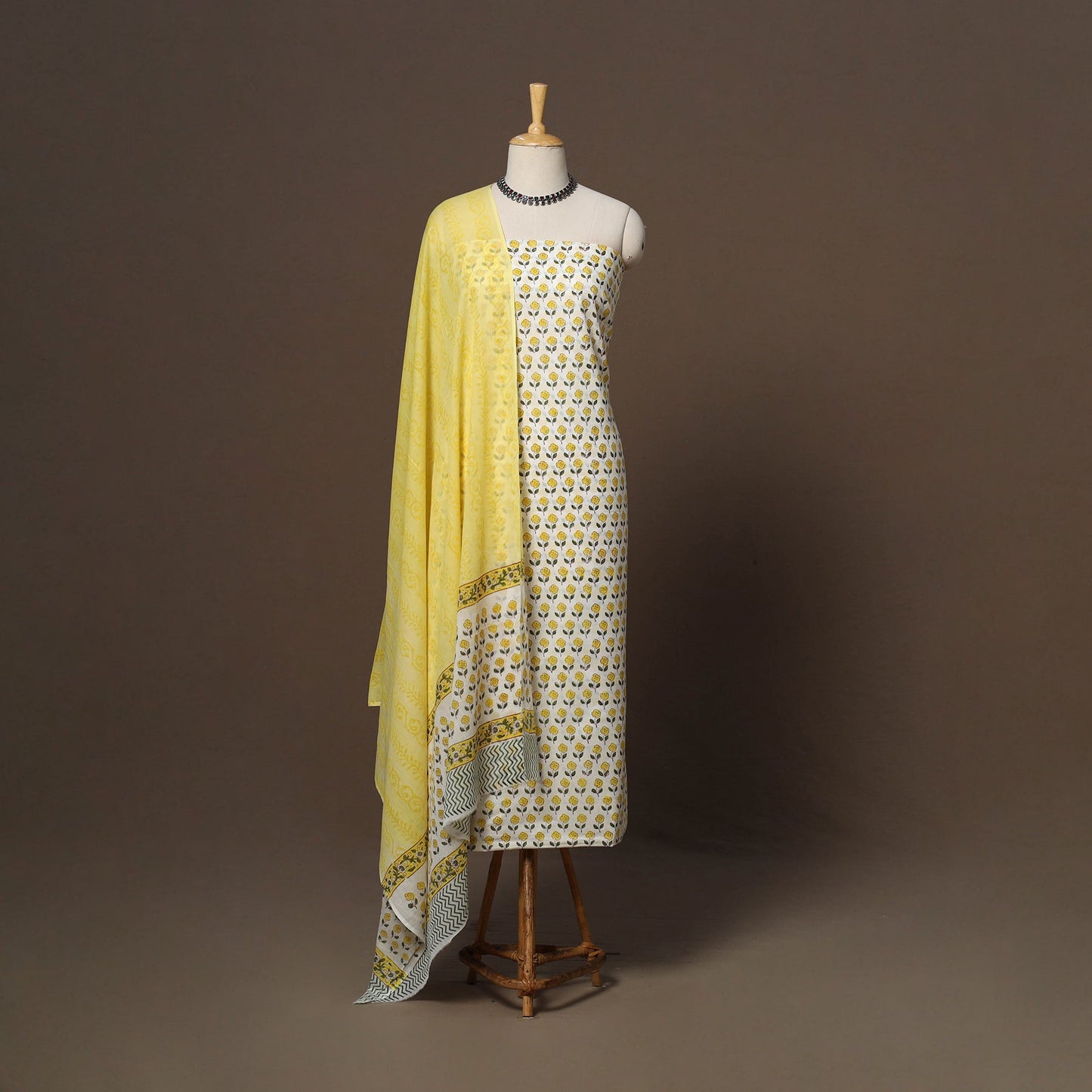 Hand sanganeri cotton 3pc unstitched dress material 26