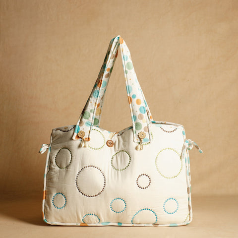 Buy Handcrafted Embroidered Sanganeri Quilted Cotton Tote Bag Online at iTokri.com