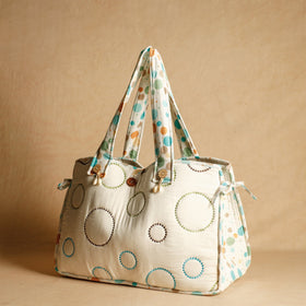 Buy Handcrafted Embroidered Sanganeri Quilted Cotton Tote Bag Online at iTokri.com