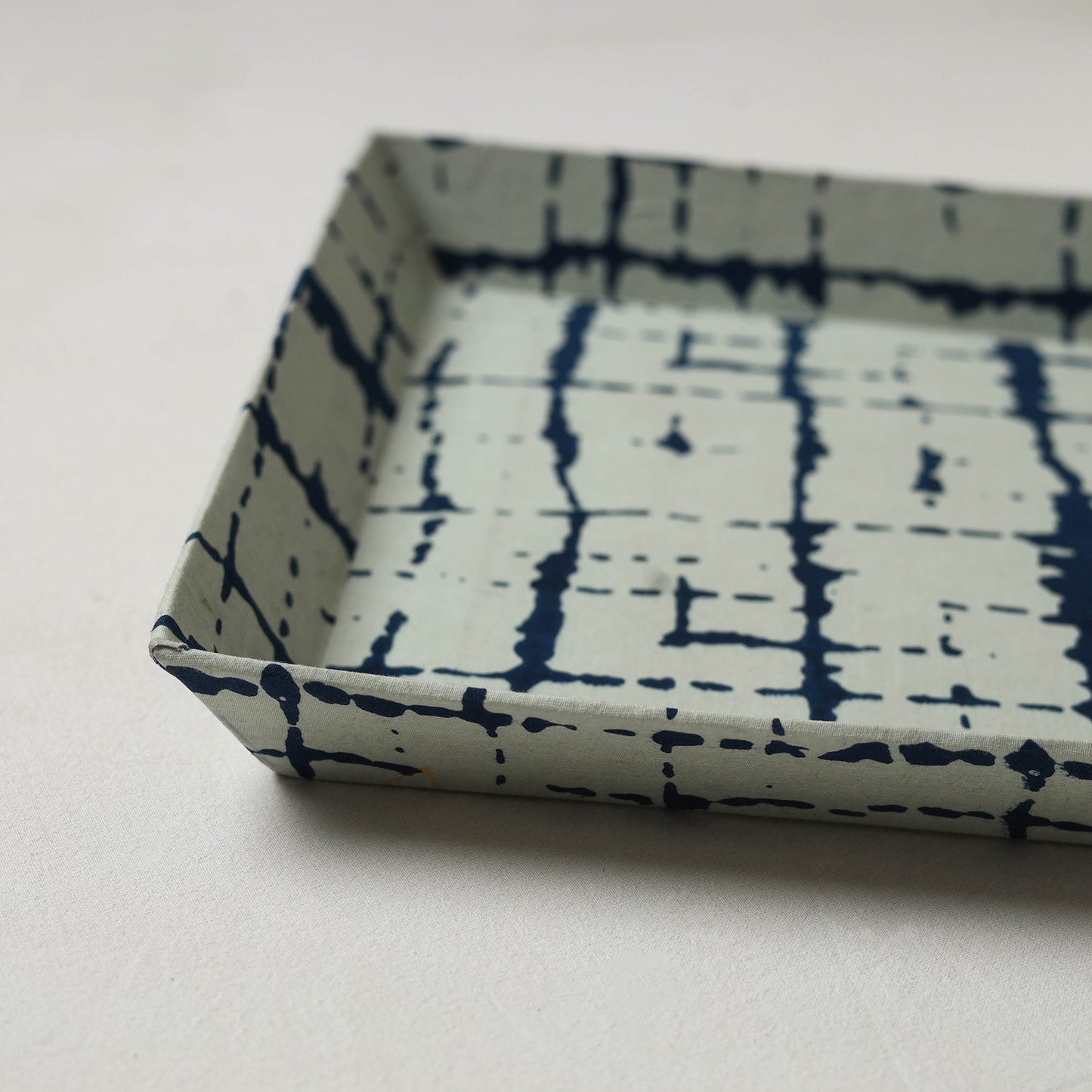 White - handcrafted fabric valet tray (11 x 9 in) 14