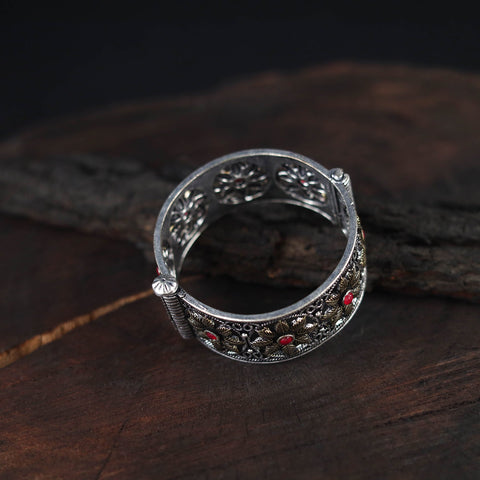 Handcrafted German Silver Bracelet / Kada