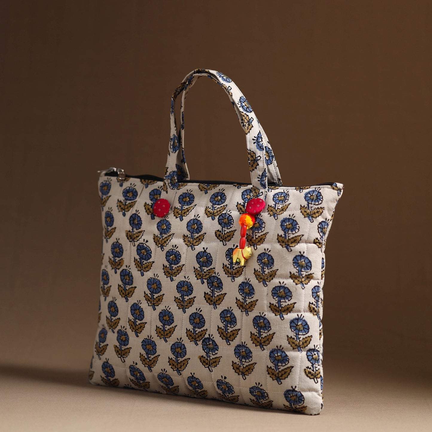 White Handcrafted Quilted Cotton Hand Bag 02