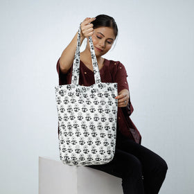 White Handcrafted Quilted Sanganeri Block Printed Shoulder Bag