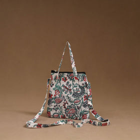 Handcrafted quilted sling bag 03