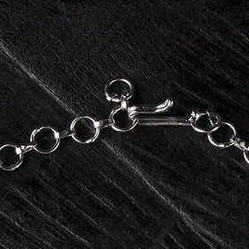 White - handcrafted seashell bracelet (adjustable) 29