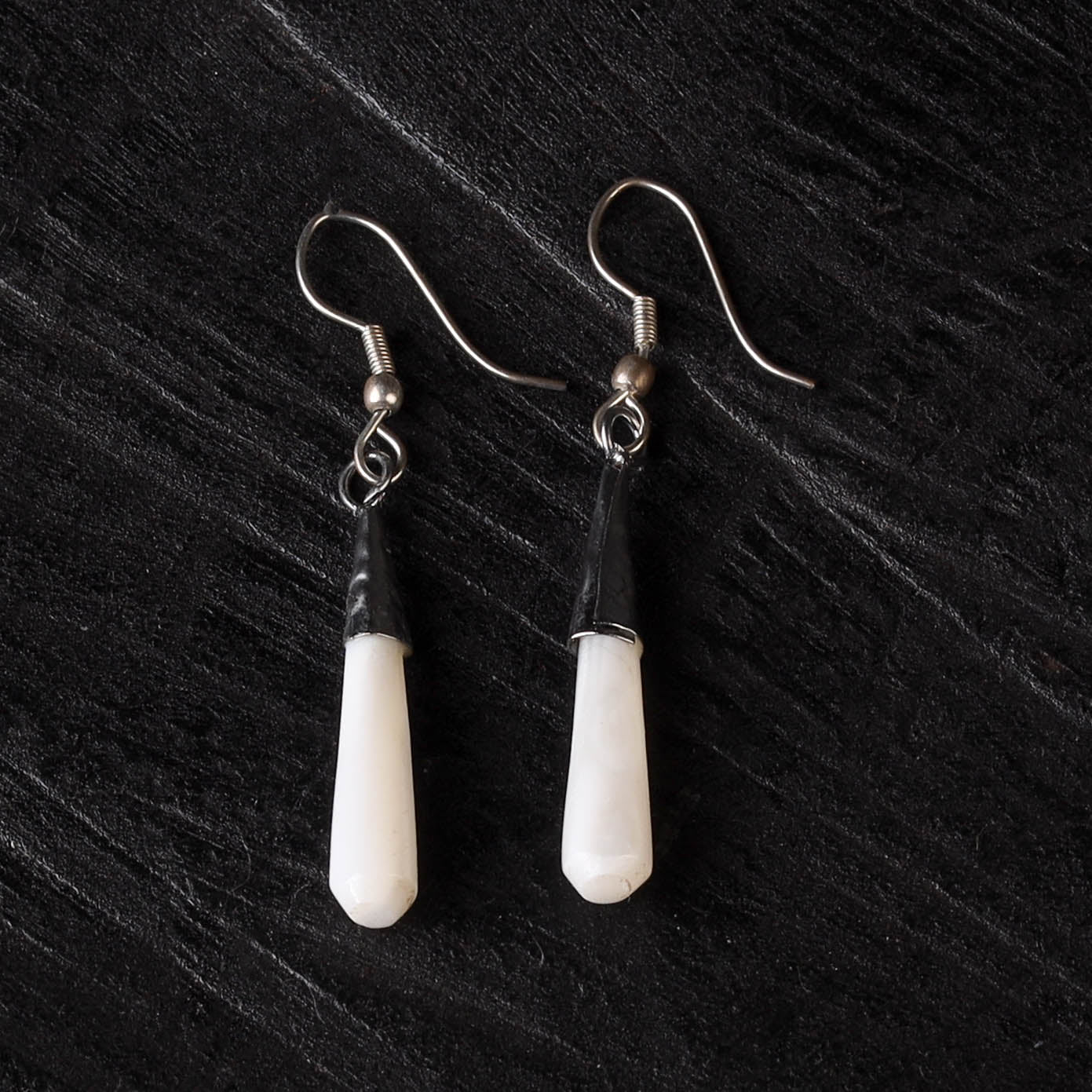 White - handcrafted seashell earrings 39