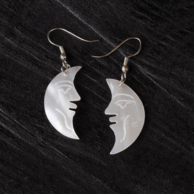 White - handcrafted seashell earrings 57
