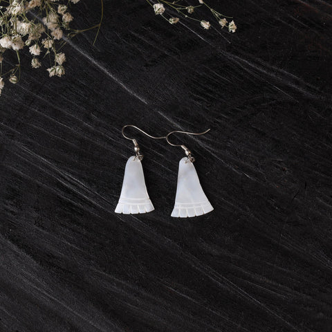 White - handcrafted seashell earrings 62