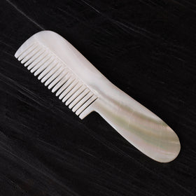 Handcrafted seashell hair comb (big) 08