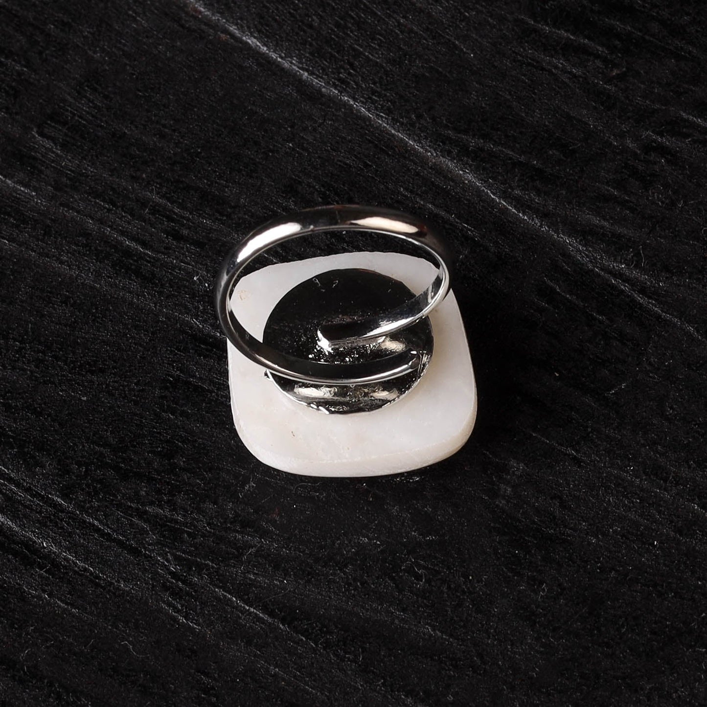 White - handcrafted seashell ring (adjustable) 13