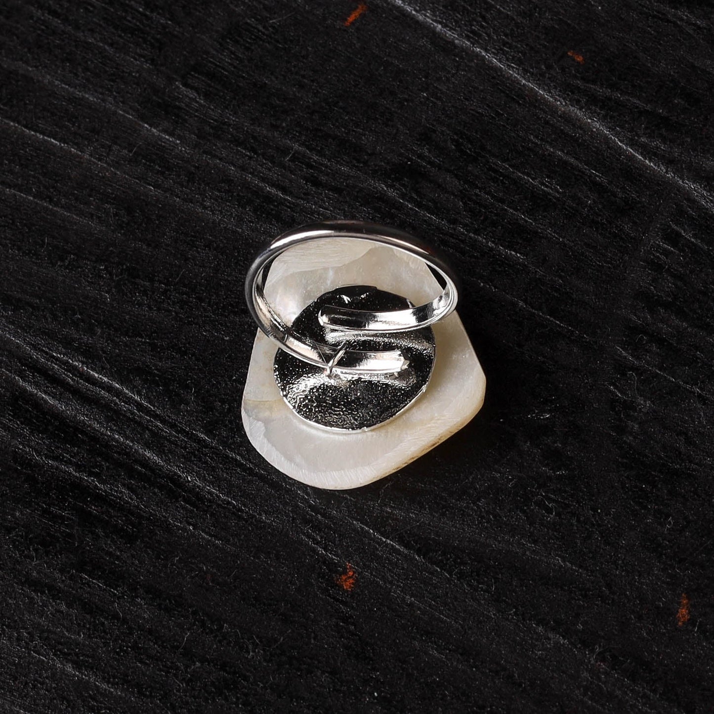 White - handcrafted seashell ring (adjustable) 20