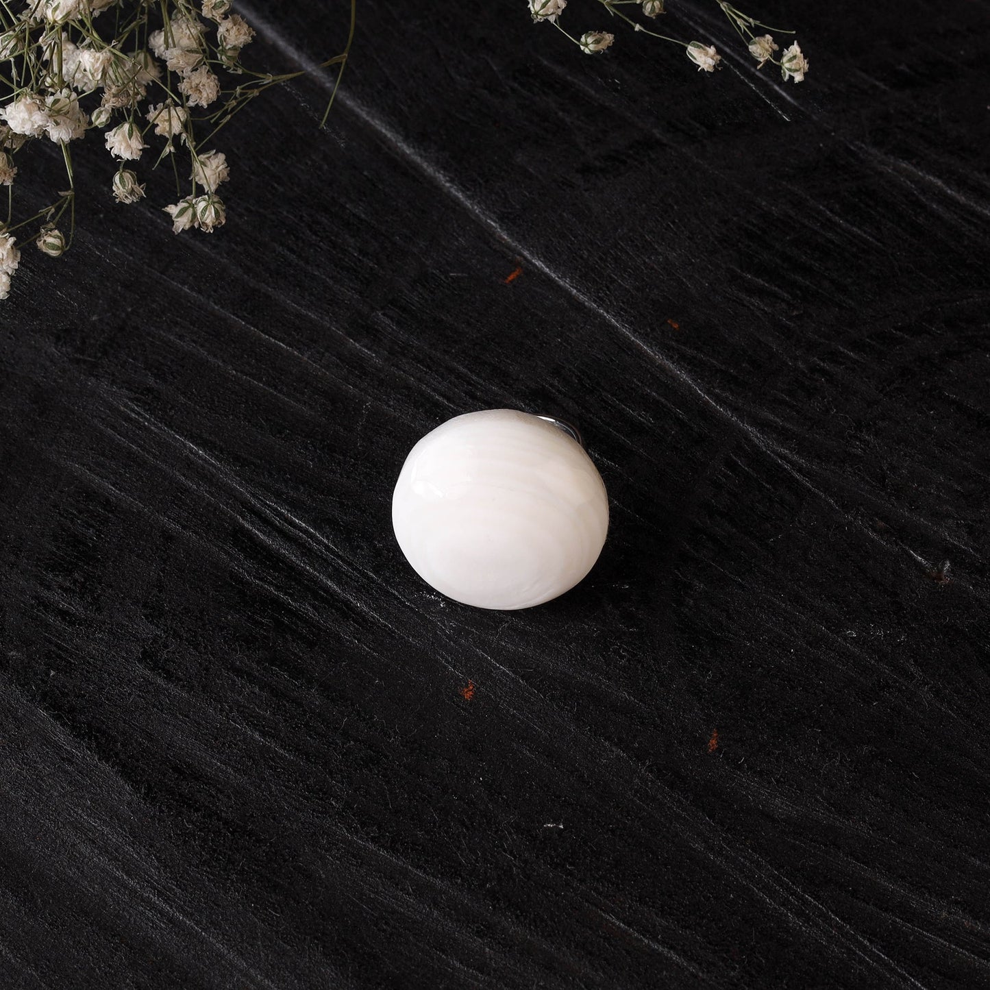 White - handcrafted seashell ring (adjustable) 24