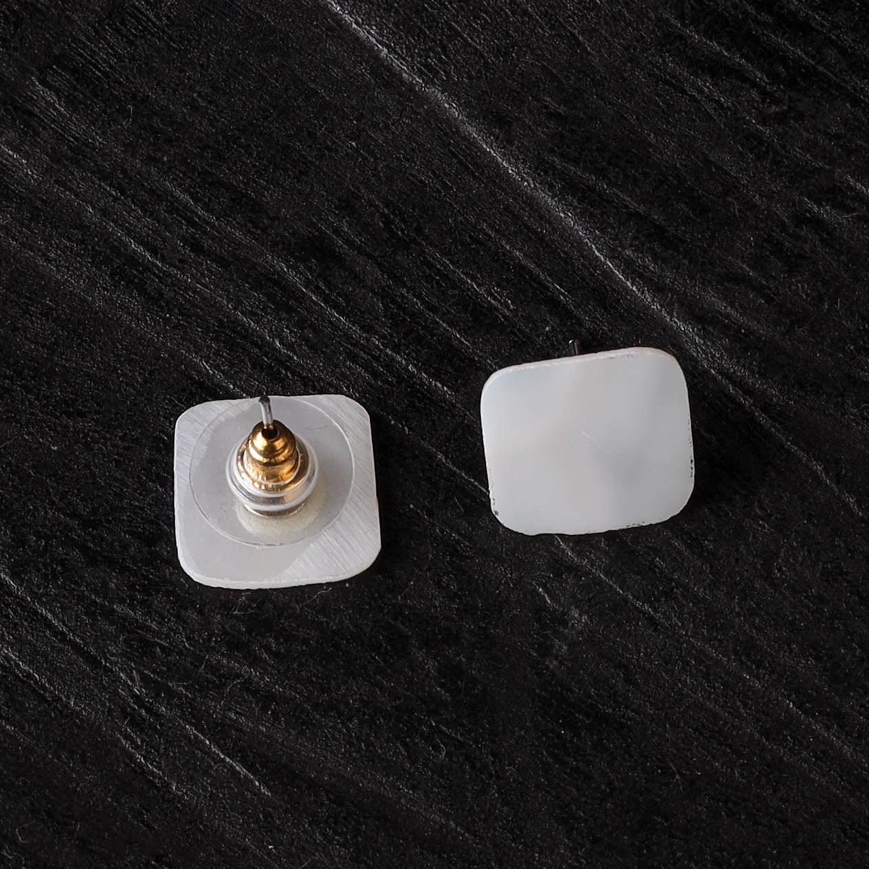 White - handcrafted seashell stud earrings 49