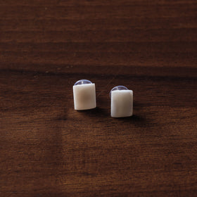  Handcrafted Seashell Stud Earrings Online at iTokri.com 