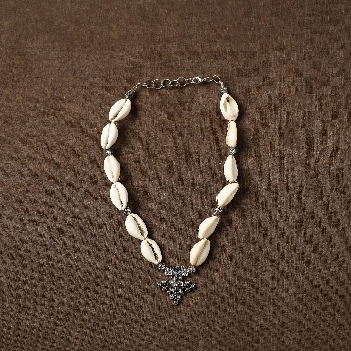 Handcrafted Shell Work GS Necklace 