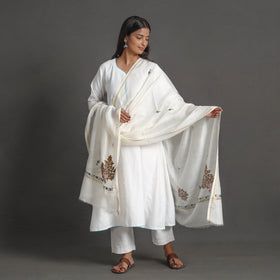  White Handloom Chanderi Silk Kashida Embroidery Dupatta 