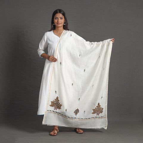  White Handloom Chanderi Silk Kashida Embroidery Dupatta 
