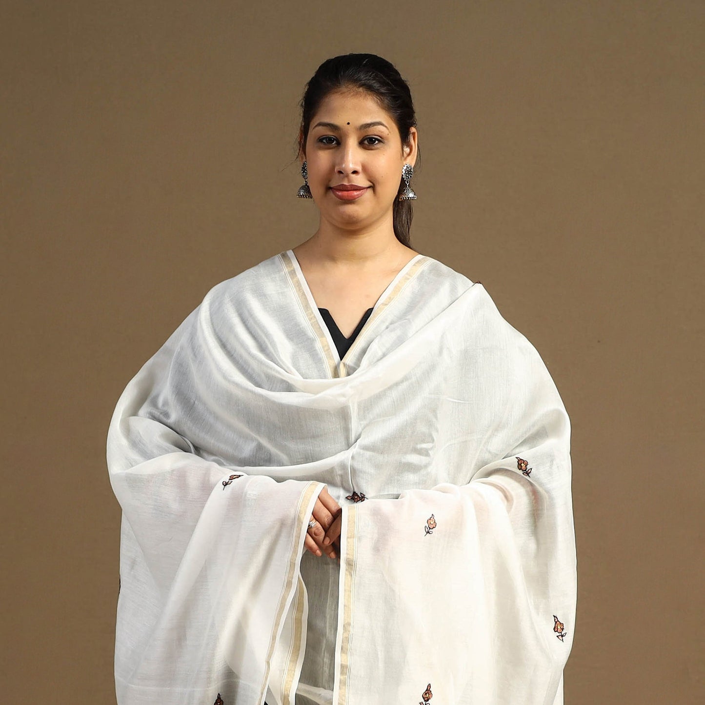 White Handloom Chanderi Silk Kashida Embroidery Dupatta