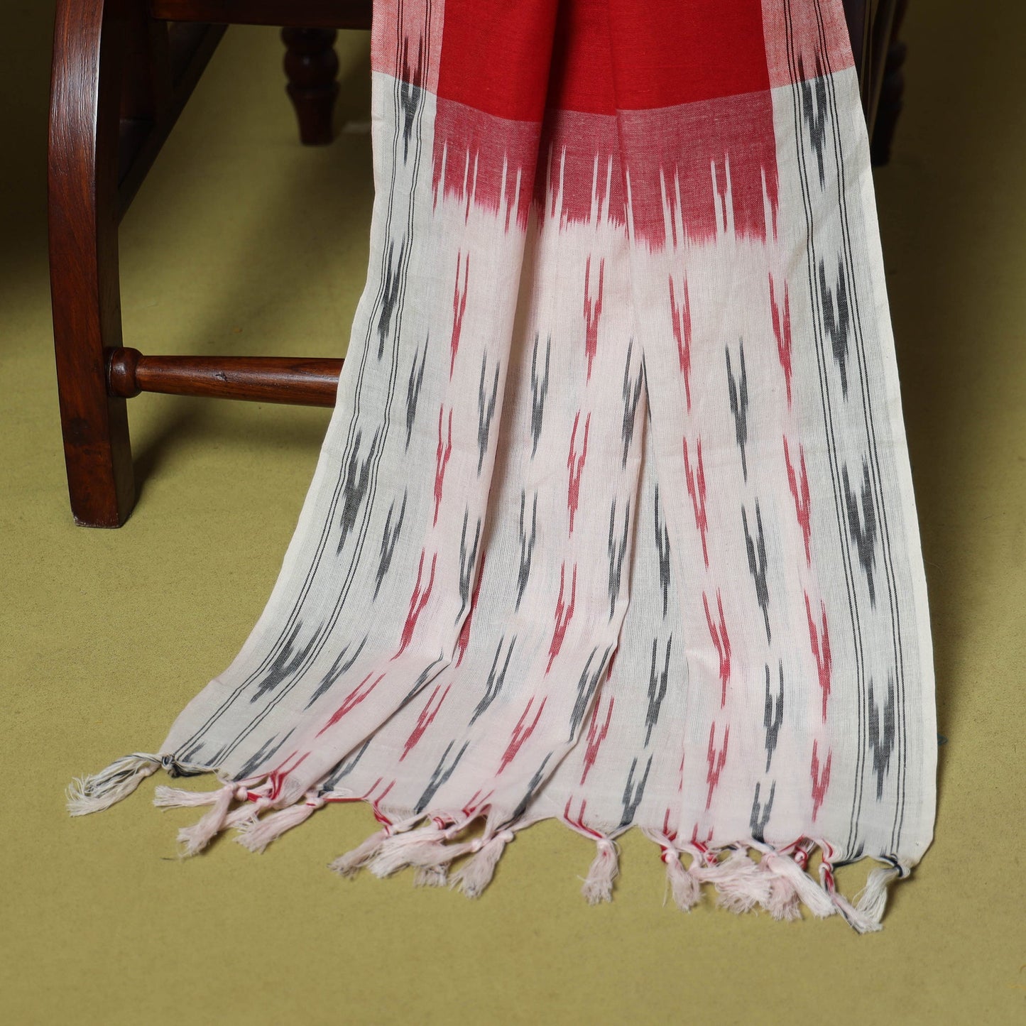 White - handloom cotton 3pc pochampally ikat dress material