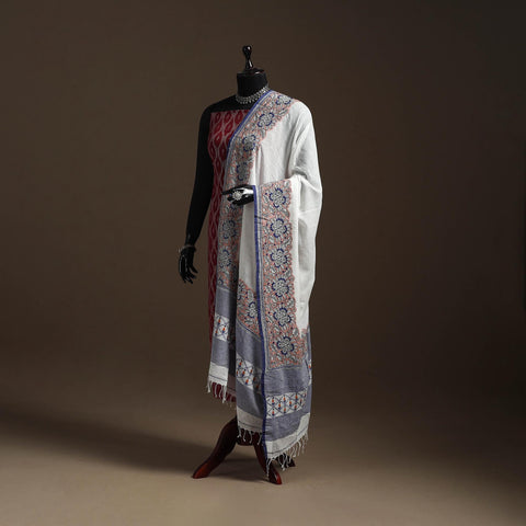 White - handloom cotton bengal hand kantha work dupatta 17