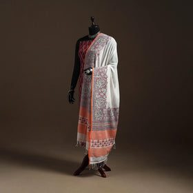 White - handloom cotton bengal hand kantha work dupatta 25