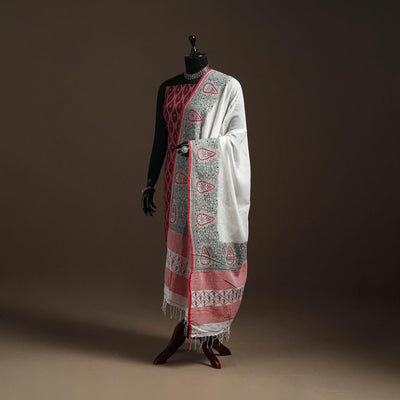White - handloom cotton bengal hand kantha work dupatta 26