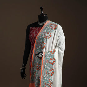 White - handloom cotton bengal hand kantha work dupatta 30