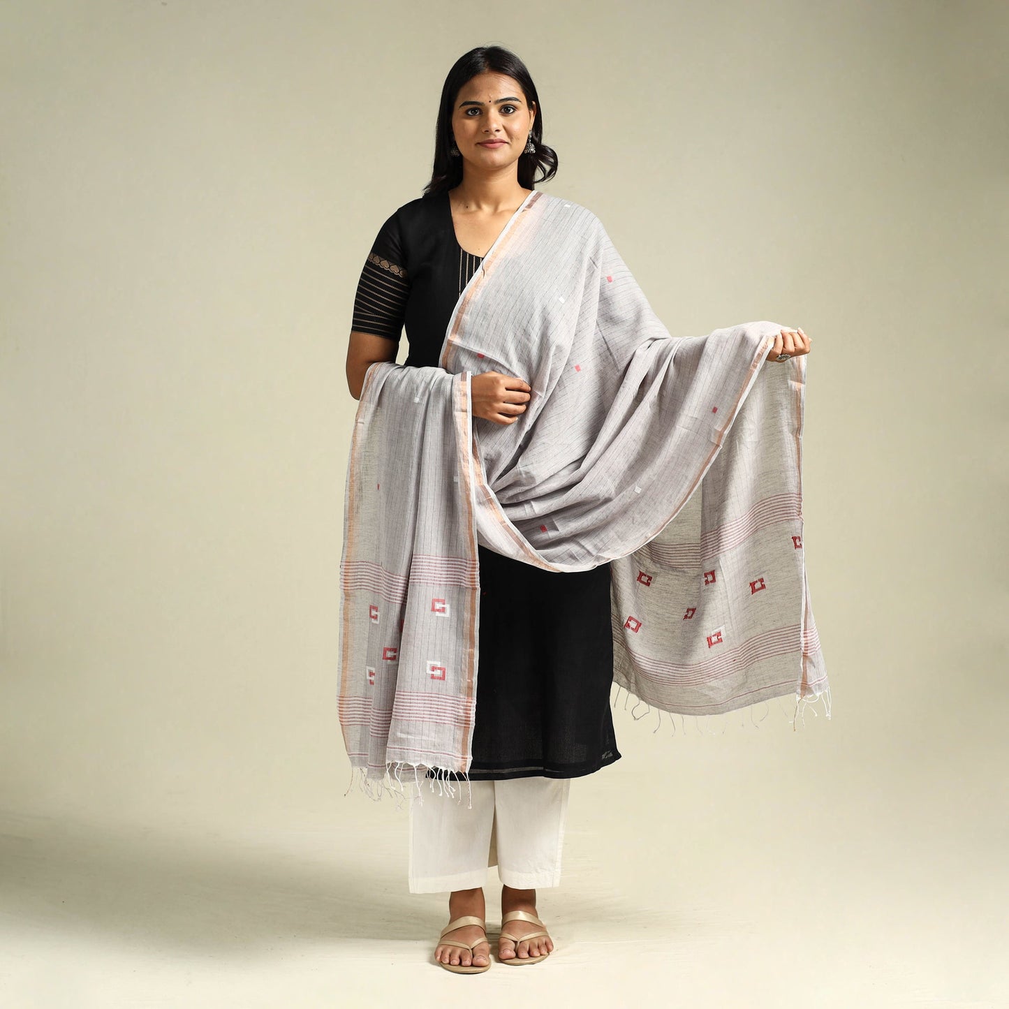 Buy Handloom Cotton Bengal Jamdani Dupatta