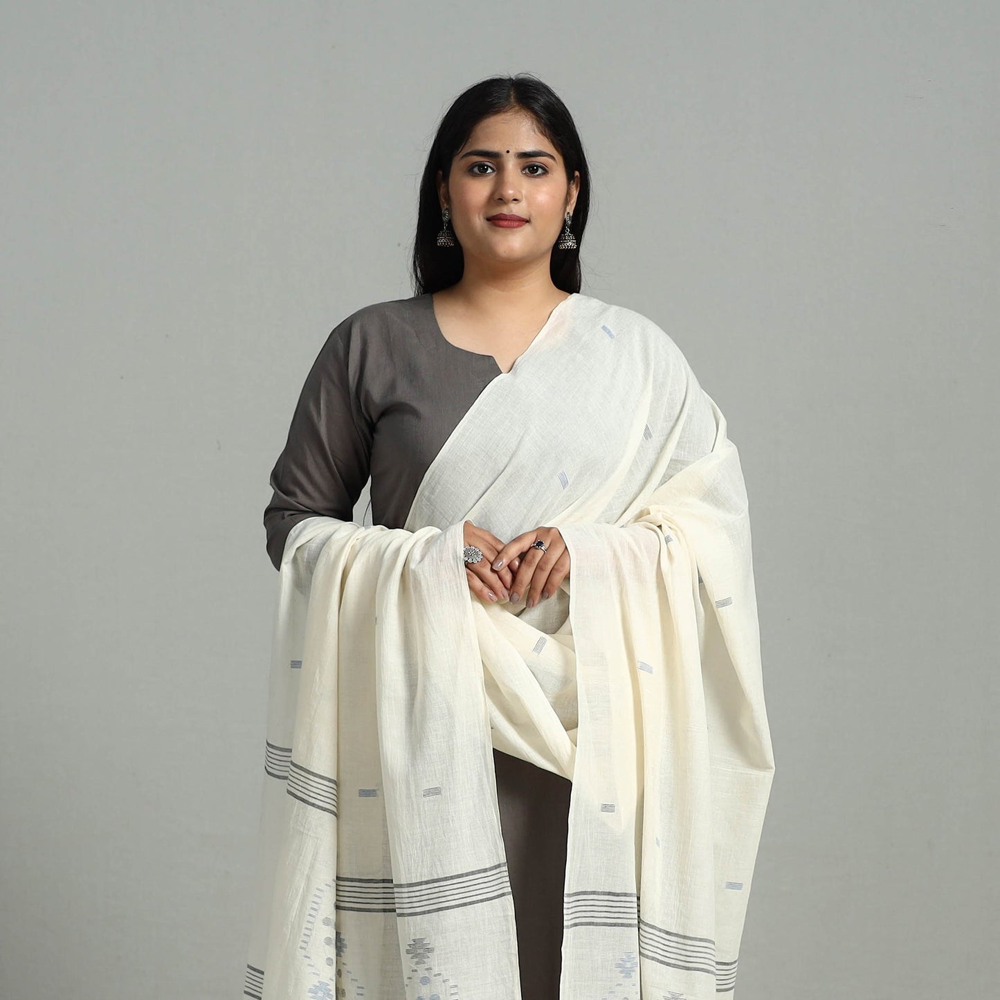Buy White Handloom Cotton Burdwan Jamdani Dupatta Online