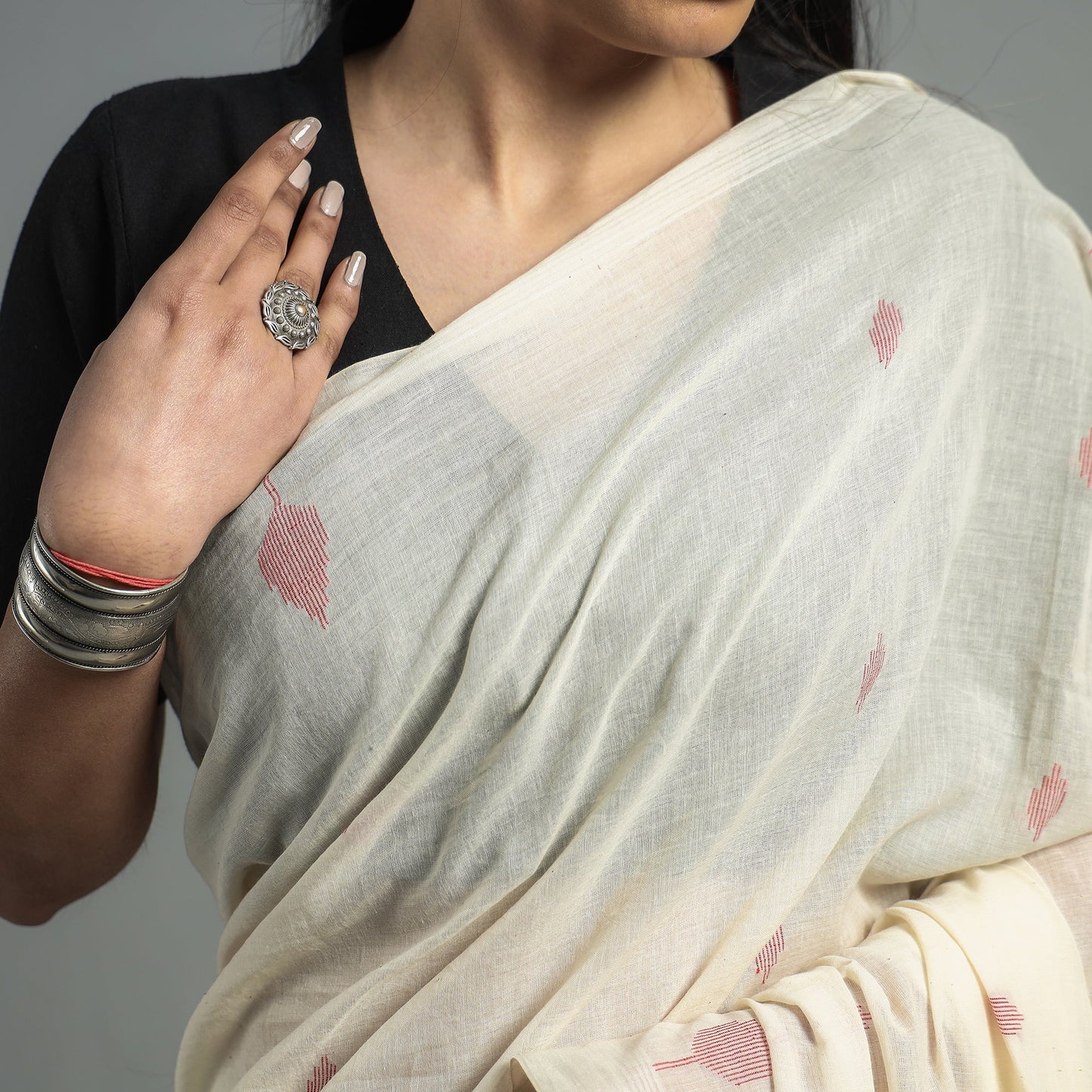 Buy Handloom Cotton Phulia Jamdani Saree