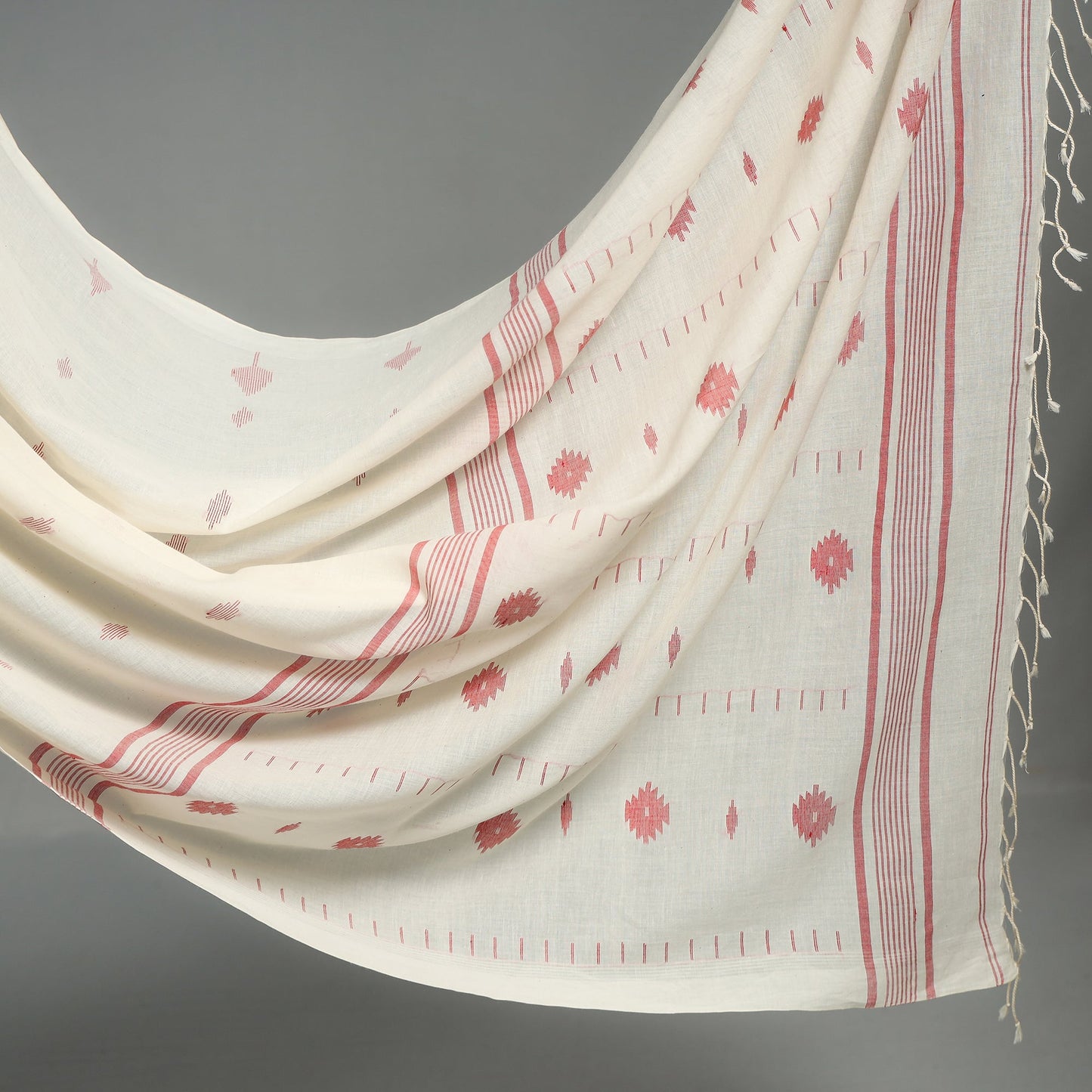 Buy Handloom Cotton Phulia Jamdani Saree