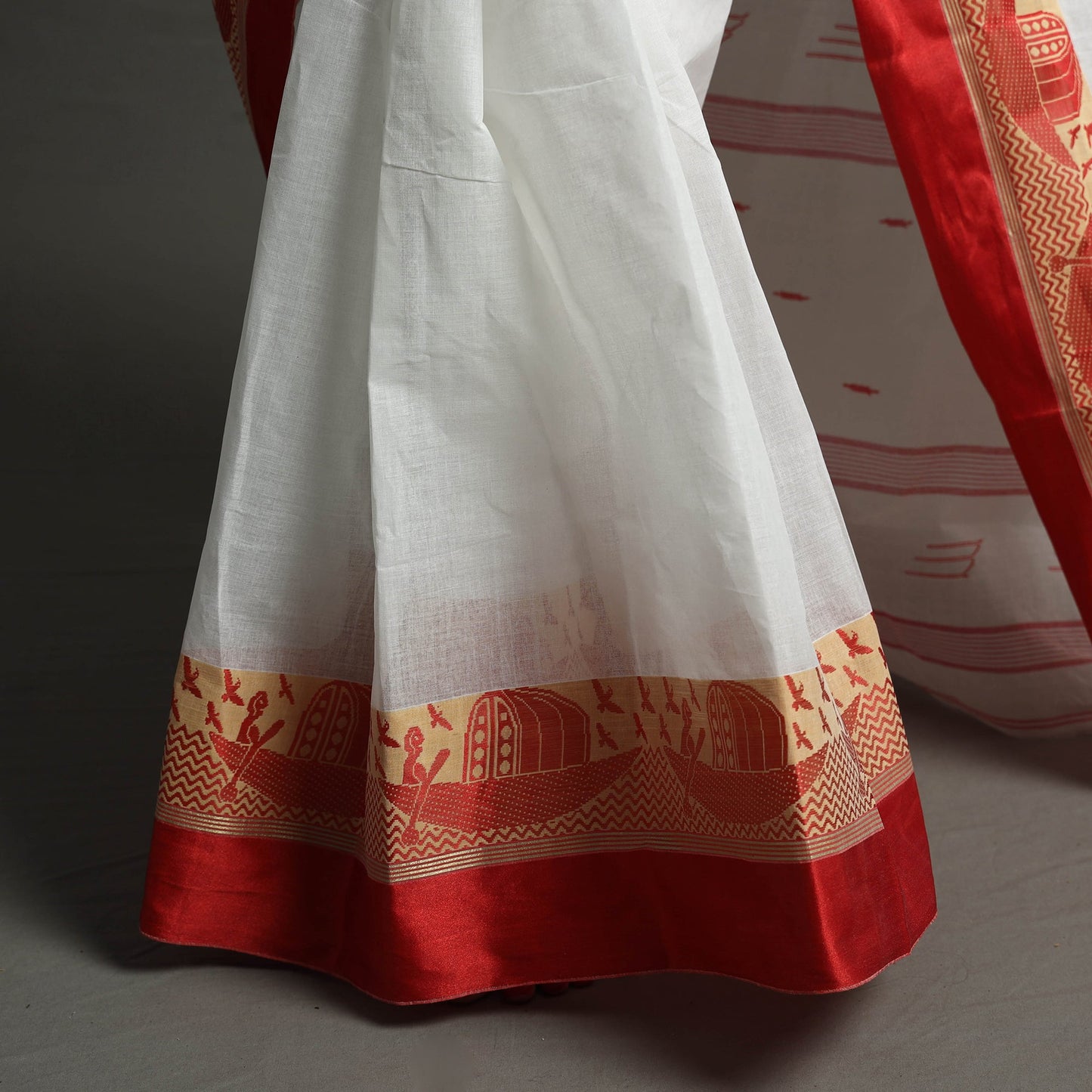 Buy White Handloom Cotton Phulia Jamdani Saree