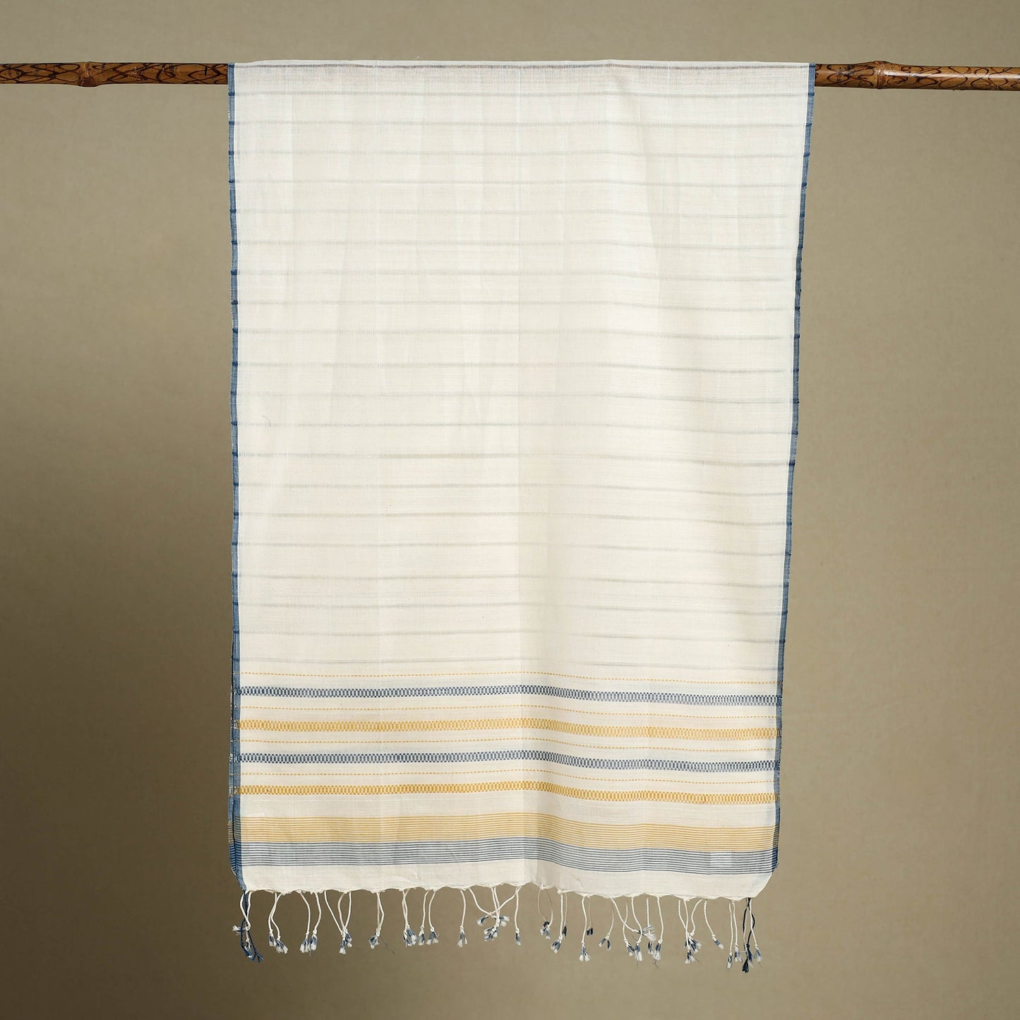 Buy Handloom Cotton Srikakulam Jamdani Stole with Tassels