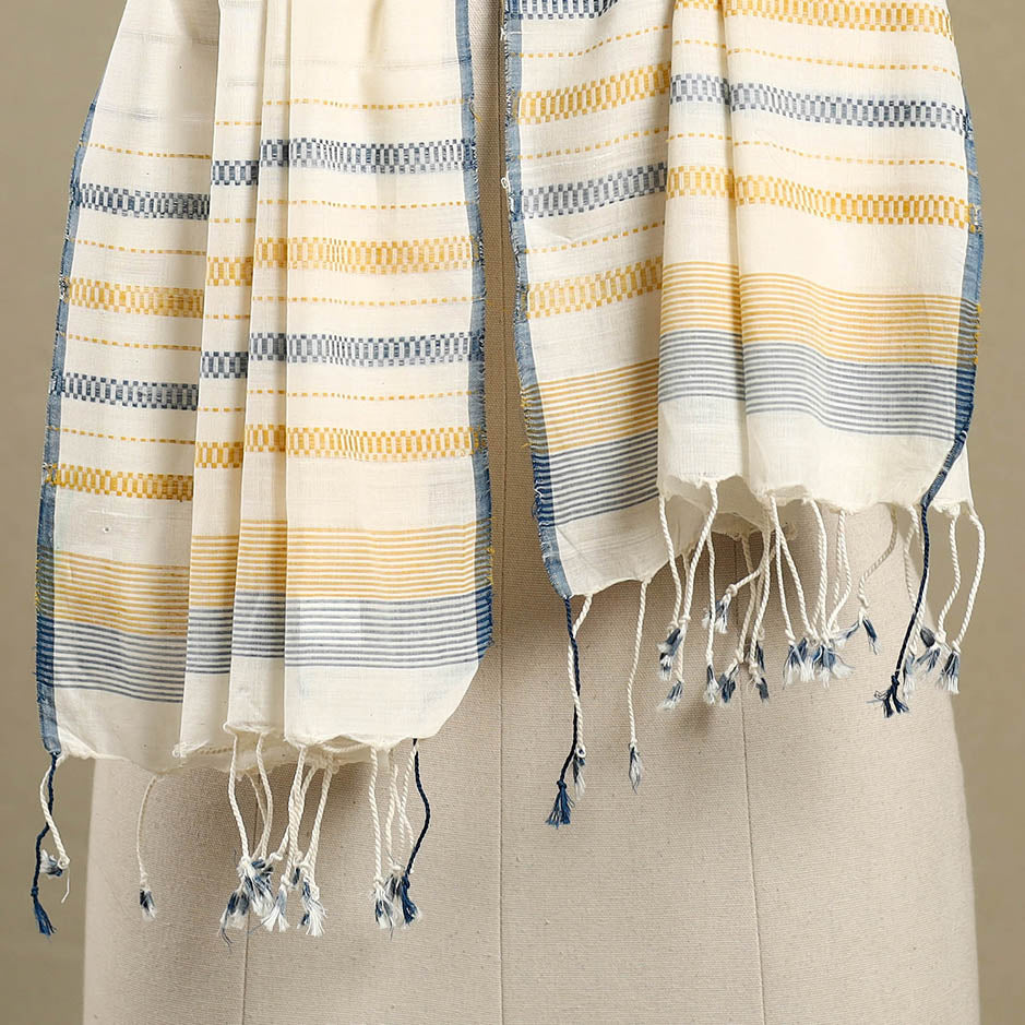 Buy Handloom Cotton Srikakulam Jamdani Stole with Tassels