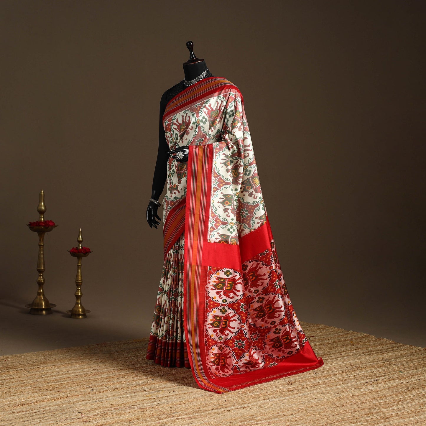 Handloom mulberry silk patola ikat pochampally saree 14