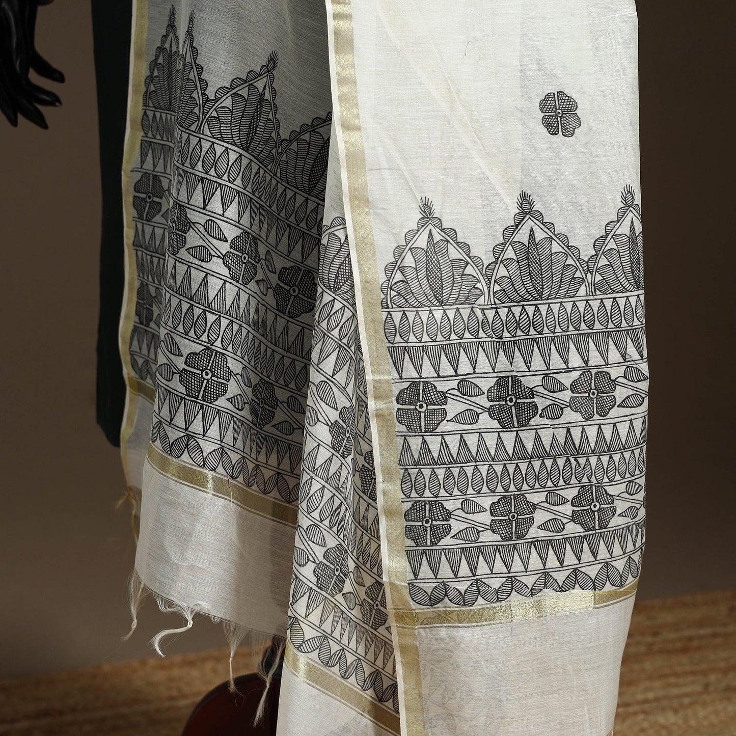Handloom silk cotton handpainted madhubani dupatta 01