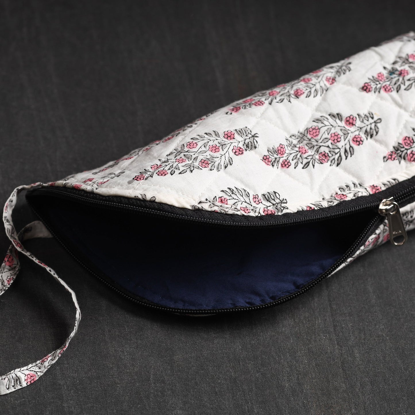 White Handmade Cotton 1L Water Bottle Cover